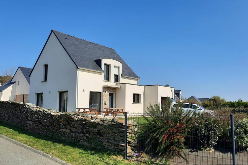 Maison Recente Avec Vue Mer, Plage Et Port A Pied Сарзо Экстерьер фото